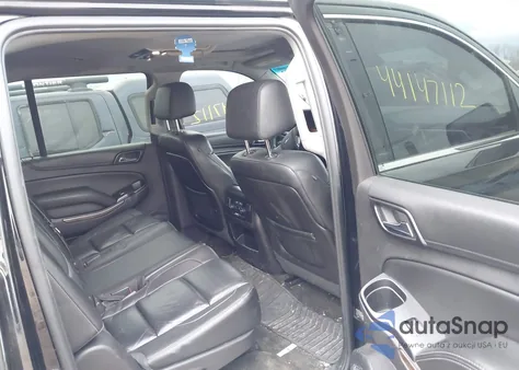 2015 Chevrolet Suburban 1500 Lt z USA, uszkodzony, nr VIN 1GNSKJKC1FR291555